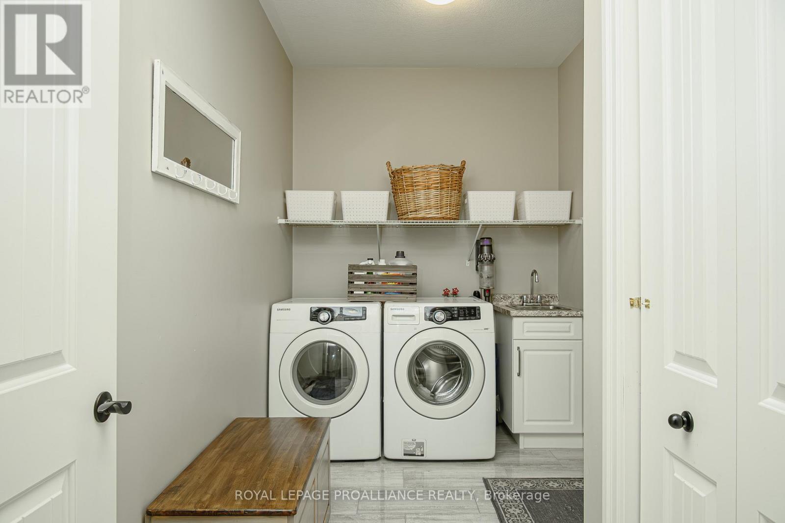 29 Autumn Grove, Quinte West, Ontario  K8V 5P4 - Photo 25 - X13049932