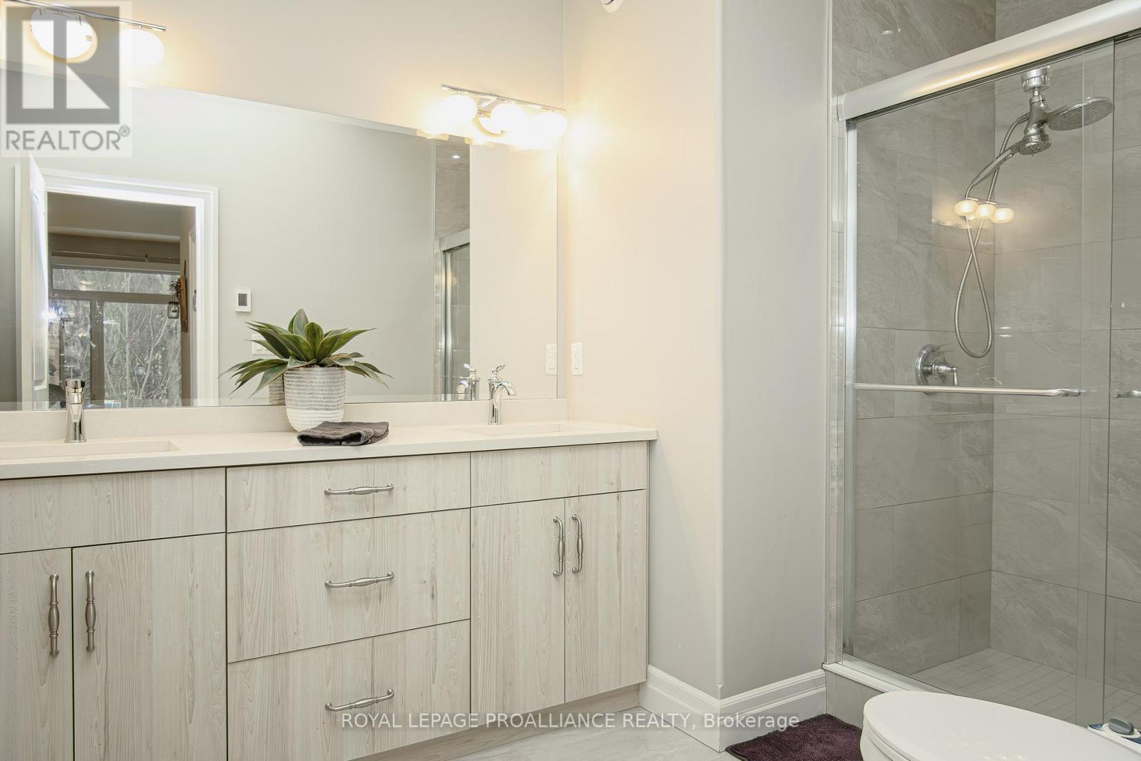 29 Autumn Grove, Quinte West, Ontario  K8V 5P4 - Photo 28 - X13049932