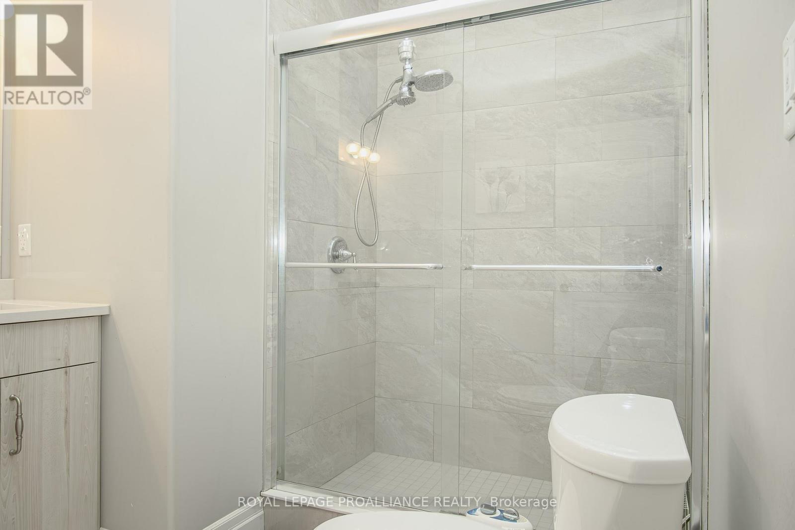 29 Autumn Grove, Quinte West, Ontario  K8V 5P4 - Photo 29 - X13049932