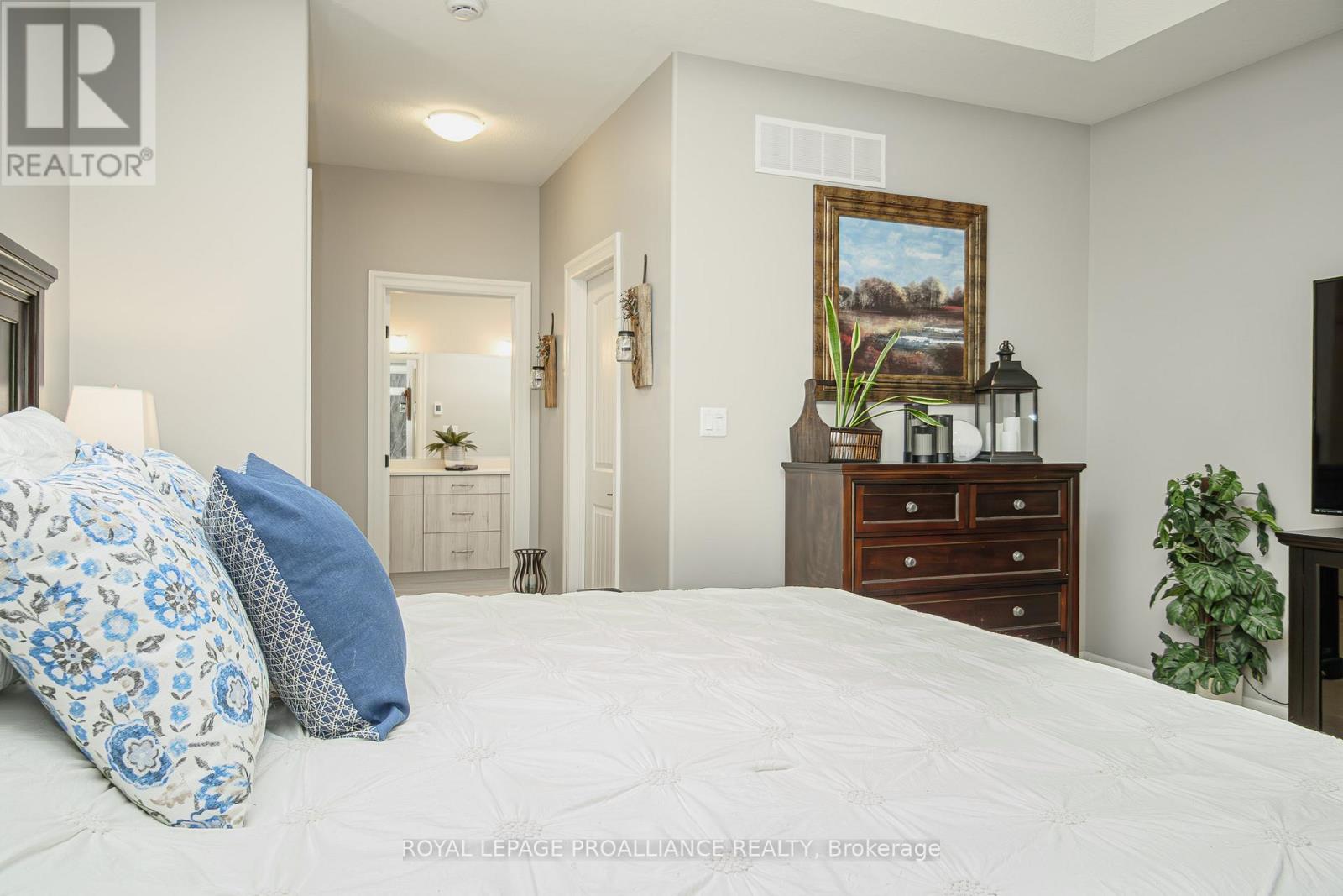 29 Autumn Grove, Quinte West, Ontario  K8V 5P4 - Photo 30 - X13049932