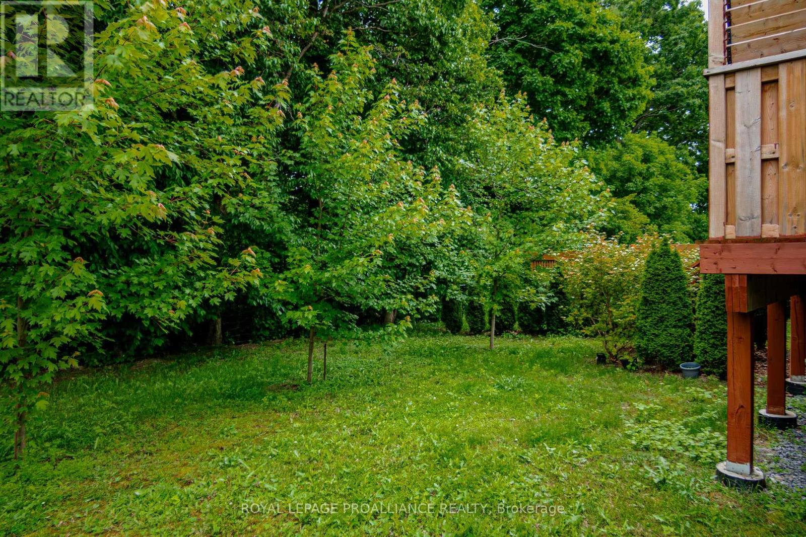 29 Autumn Grove, Quinte West, Ontario  K8V 5P4 - Photo 44 - X13049932