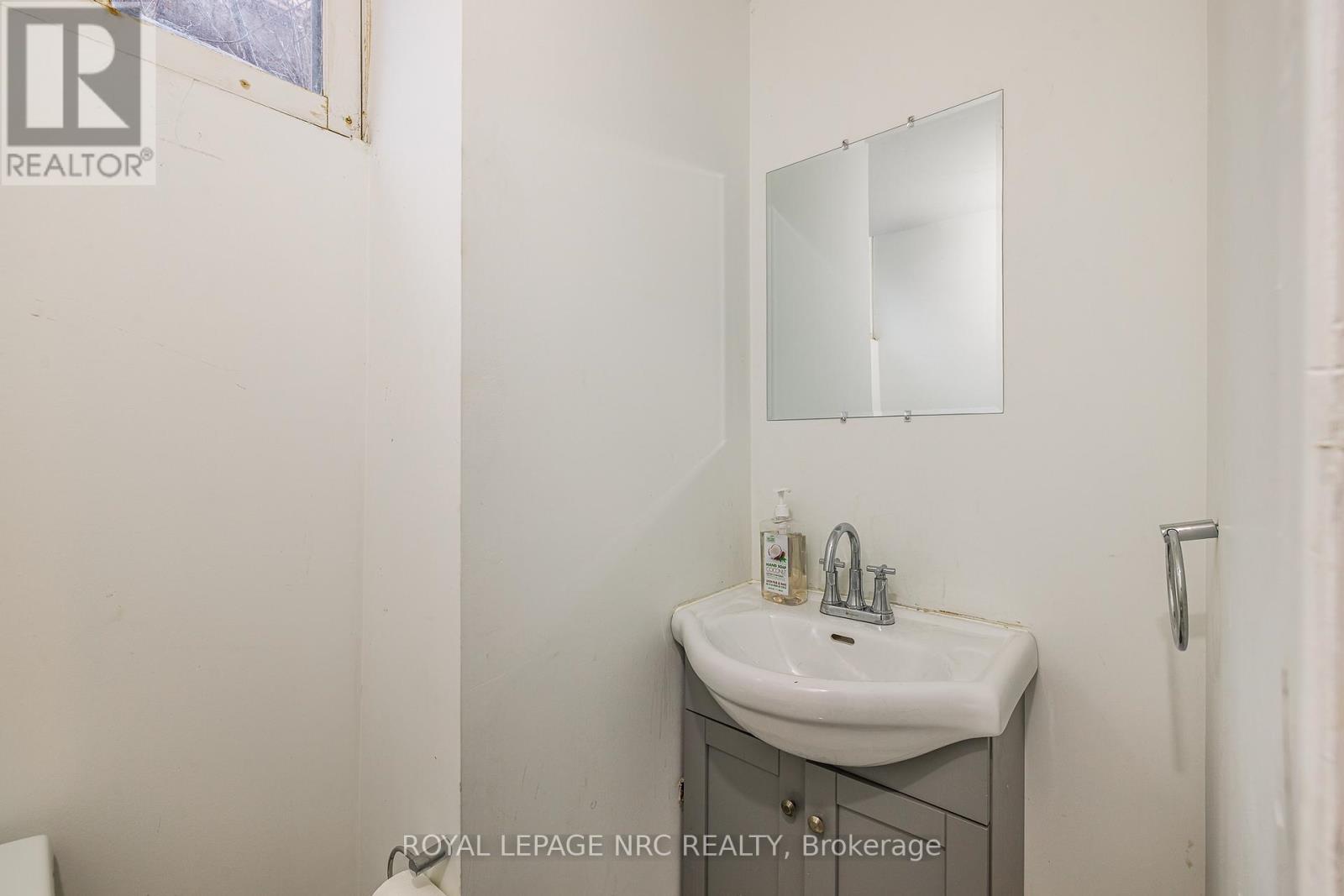 106 Lewis Street, Welland, Ontario  L3B 4V7 - Photo 33 - X13048786