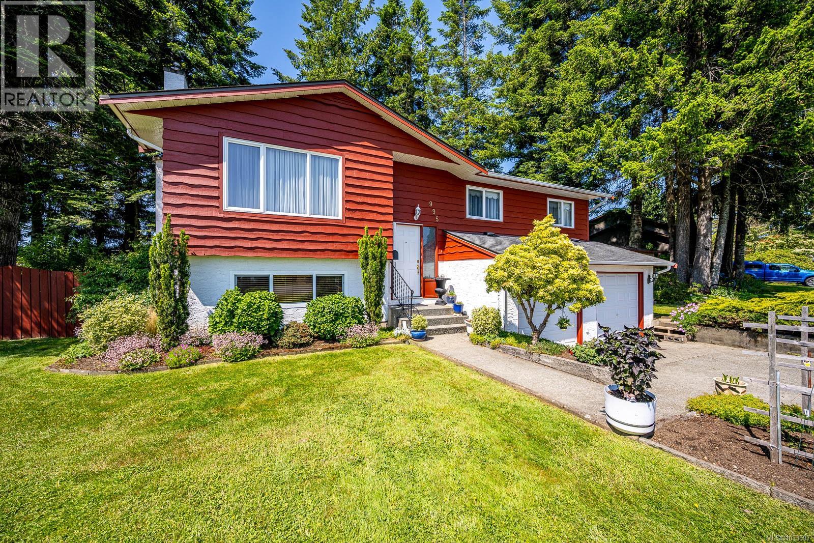 995 Mantle Dr, Courtenay, British Columbia  V9N 7H3 - Photo 1 - 1033597