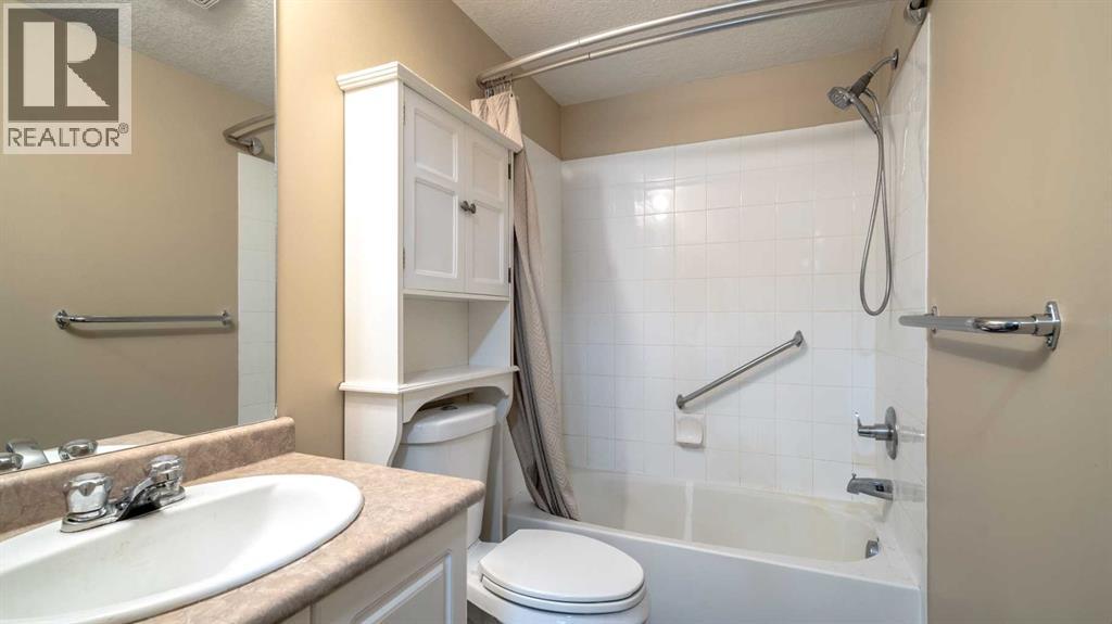 208, 5500 Somervale Court Sw, Calgary, Alberta  T2Y 4L9 - Photo 17 - A2302450