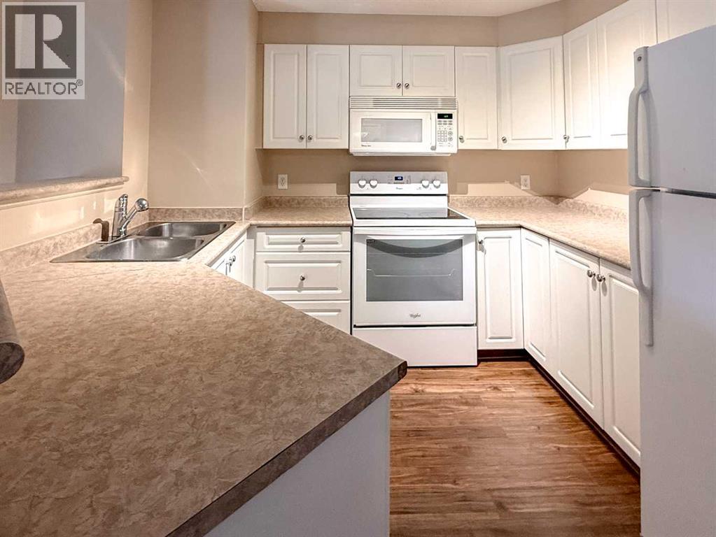 208, 5500 Somervale Court Sw, Calgary, Alberta  T2Y 4L9 - Photo 7 - A2302450