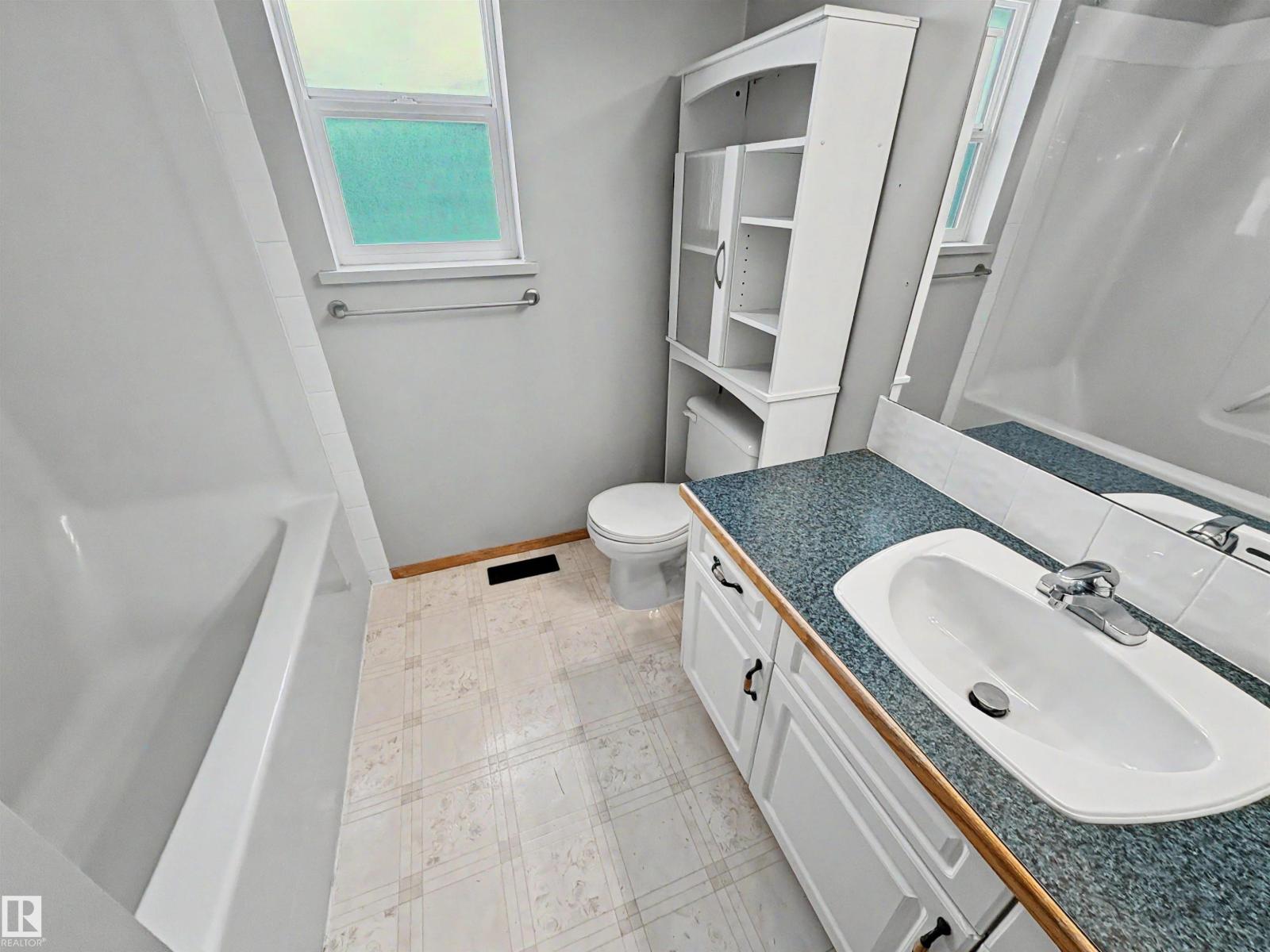 3803 40 Av, Bonnyville Town, Alberta  T9N 1V3 - Photo 15 - E4484391