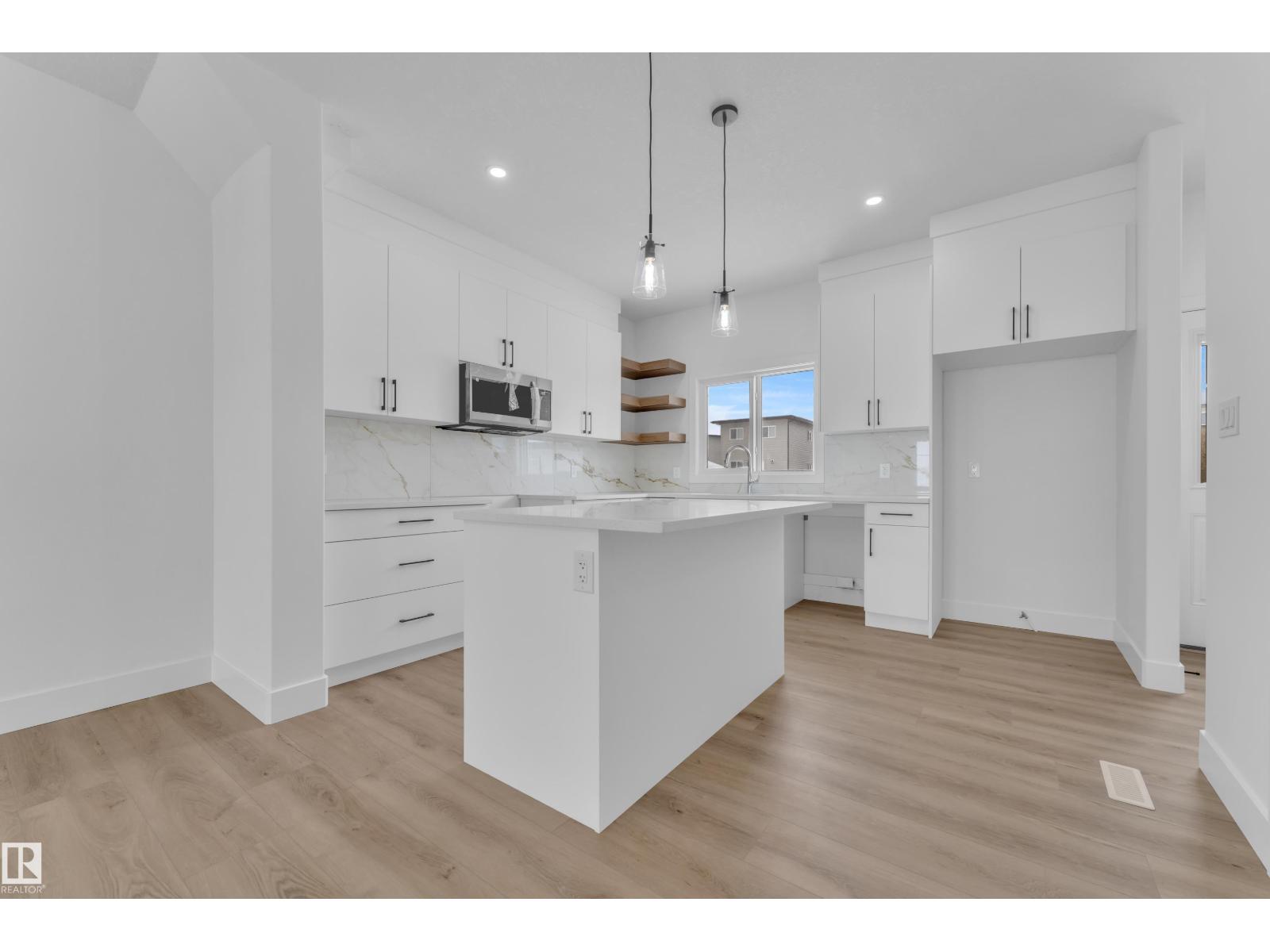 82 Patriot Wy, Spruce Grove, Alberta  T7X 4E8 - Photo 12 - E4484394