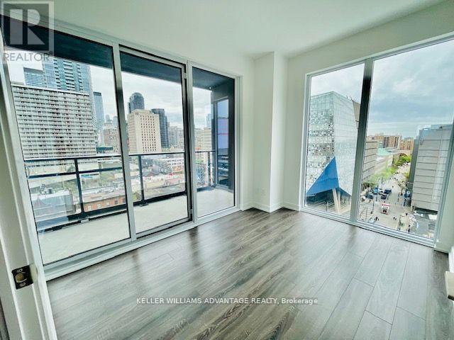 802 - 20 Edward Street, Toronto, Ontario  M5G 0C5 - Photo 7 - C13050050