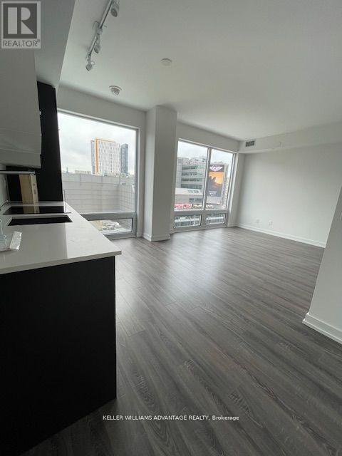 802 - 20 Edward Street, Toronto, Ontario  M5G 0C5 - Photo 9 - C13050050