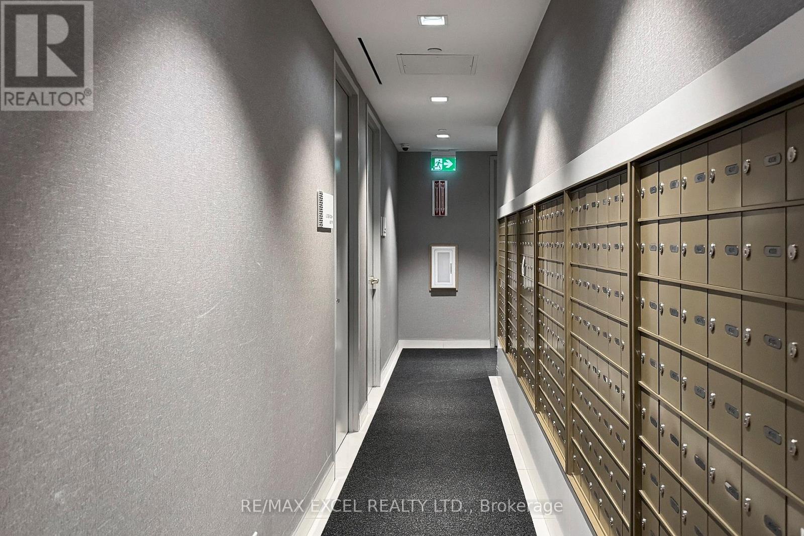 1908 - 85 Wood Street, Toronto, Ontario  M4Y 0E8 - Photo 3 - C13050080