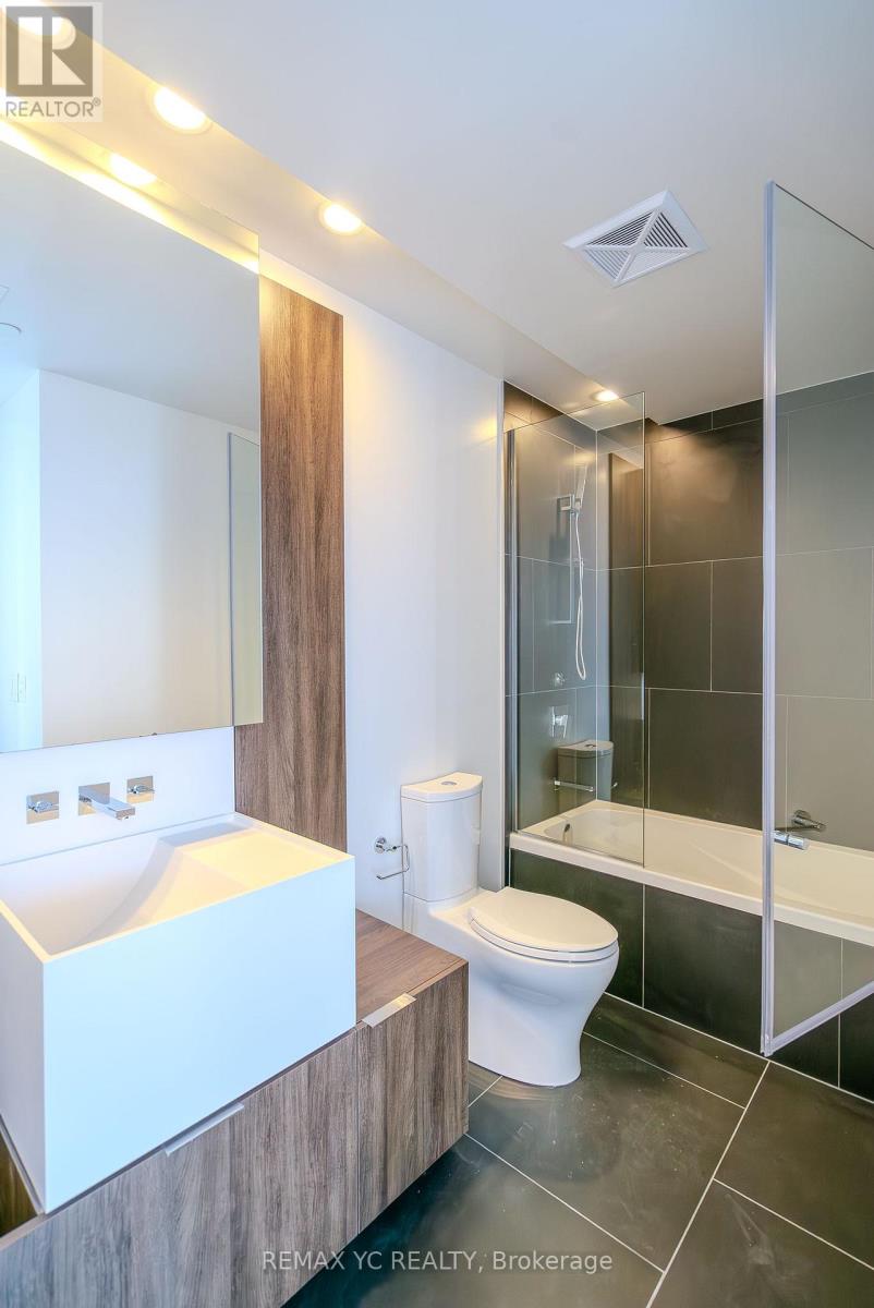 5905 - 1 Bloor Street E, Toronto, Ontario  M4W 0A8 - Photo 11 - C13050120