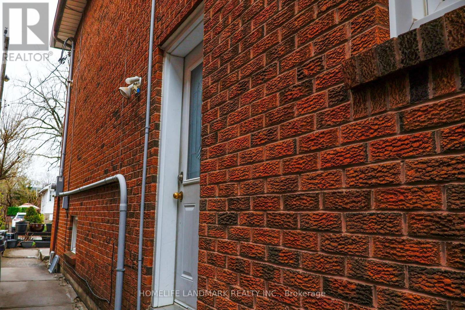 102 - 67 Abitibi Avenue, Toronto, Ontario  M2M 2V3 - Photo 2 - C13050188