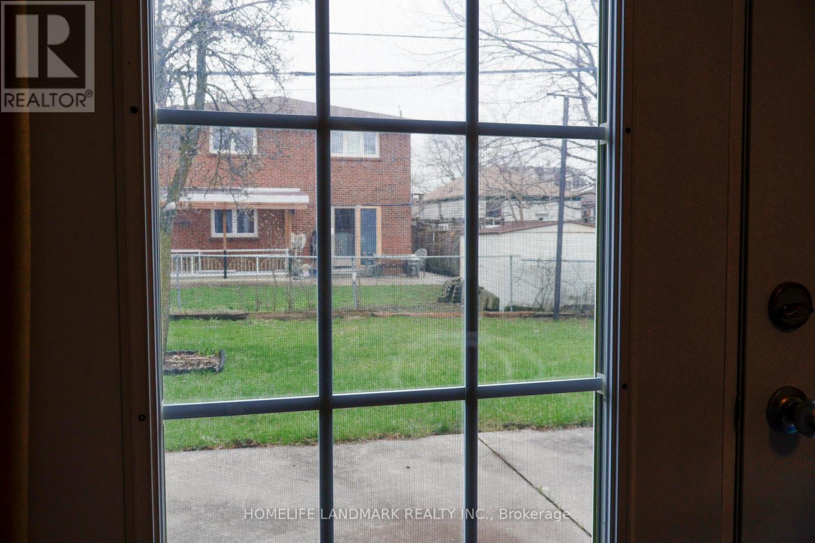 102 - 67 Abitibi Avenue, Toronto, Ontario  M2M 2V3 - Photo 8 - C13050188