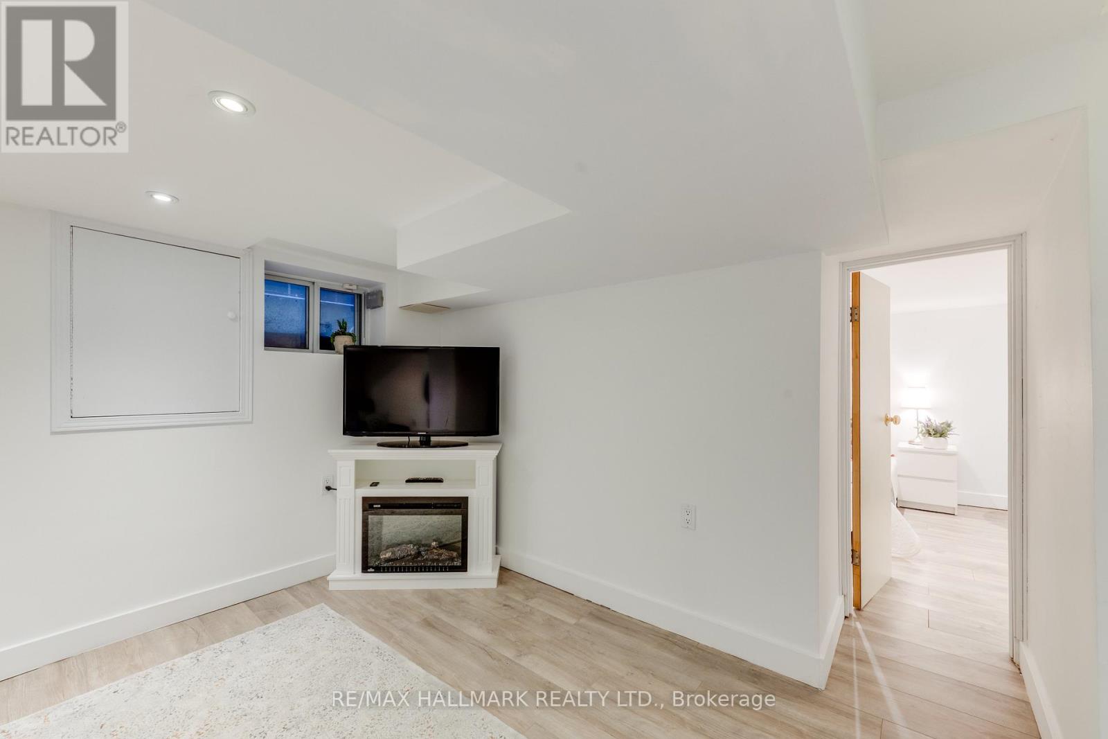 129 Woodfield Road, Toronto, Ontario  M4L 2W5 - Photo 29 - E13049978