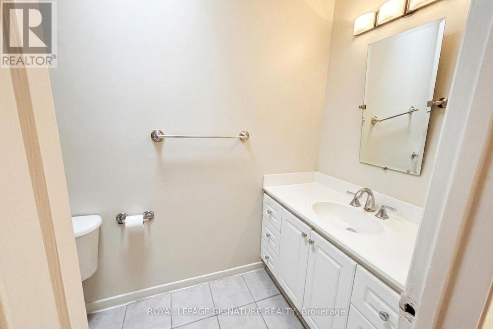 248 Gowan Avenue, Toronto, Ontario  M4J 2K6 - Photo 20 - E13049980