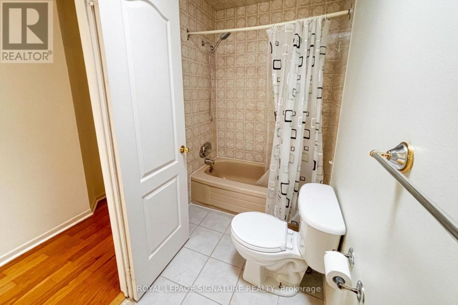 248 Gowan Avenue, Toronto, Ontario  M4J 2K6 - Photo 21 - E13049980