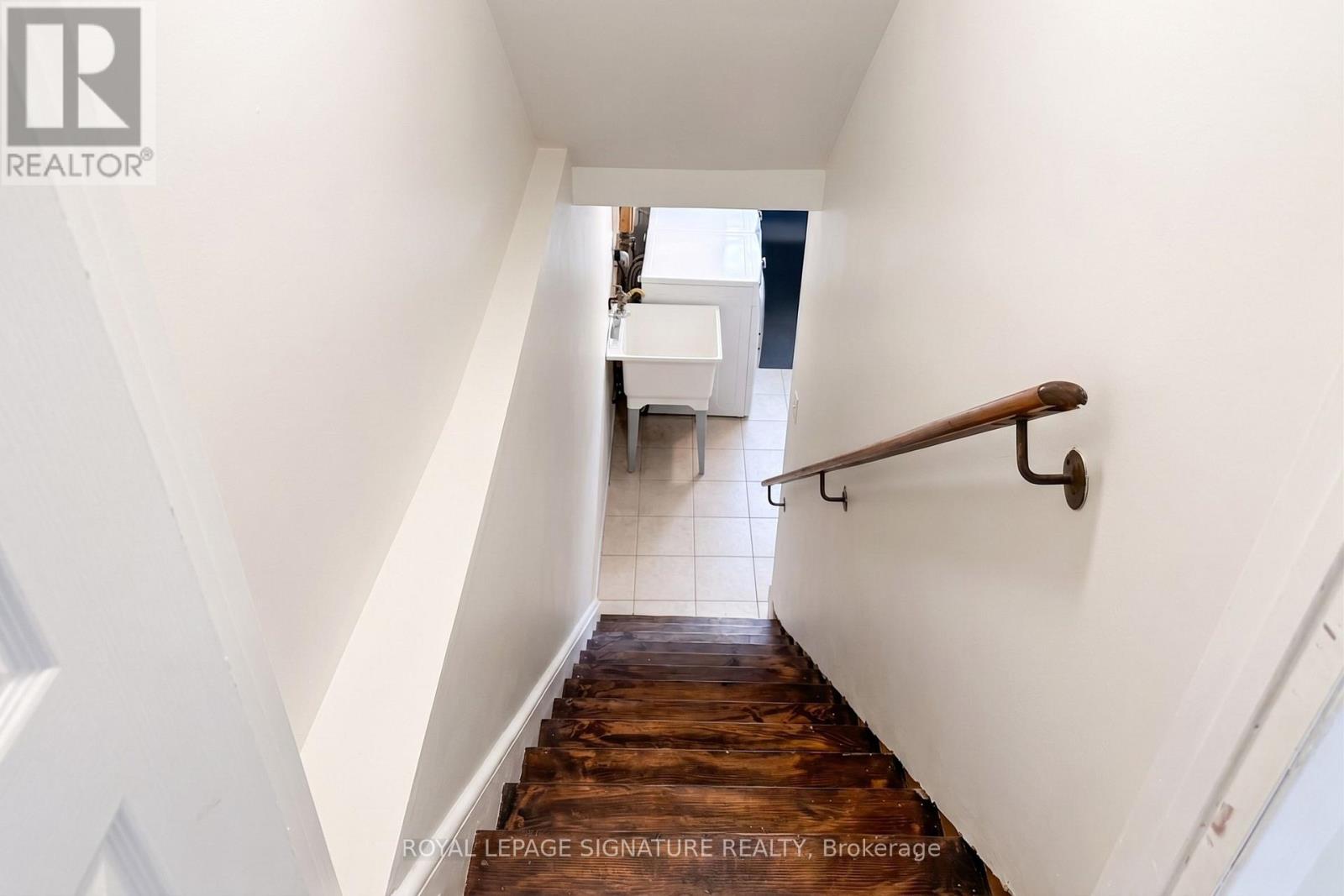 248 Gowan Avenue, Toronto, Ontario  M4J 2K6 - Photo 22 - E13049980