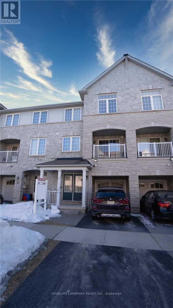 38 SILVESTER STREET, Ajax, Ontario