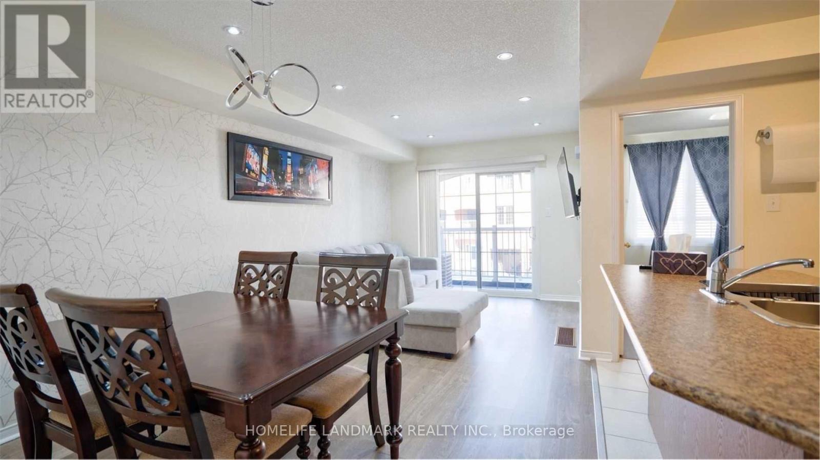 38 Silvester Street, Ajax, Ontario  L1Z 0M5 - Photo 4 - E13050108