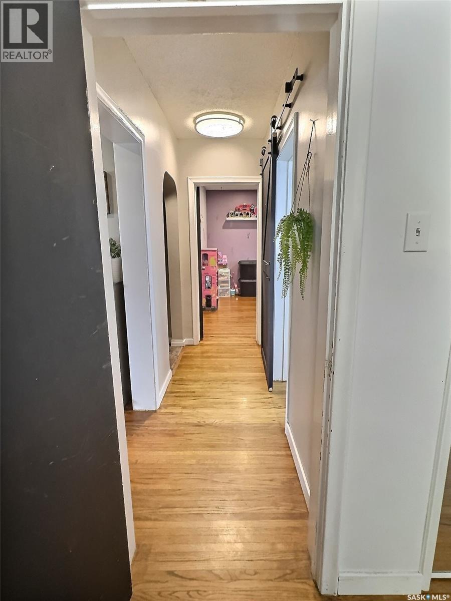 1726 3rd Street, Estevan, Saskatchewan  S4A 0S8 - Photo 15 - SK034080