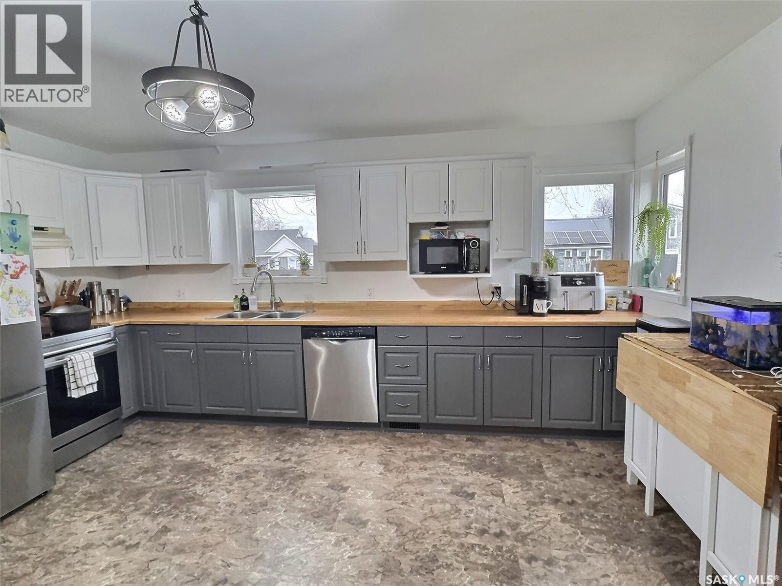 1726 3rd Street, Estevan, Saskatchewan  S4A 0S8 - Photo 19 - SK034080