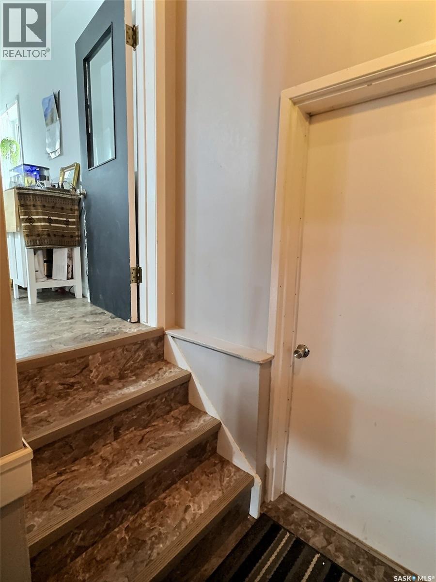 1726 3rd Street, Estevan, Saskatchewan  S4A 0S8 - Photo 23 - SK034080