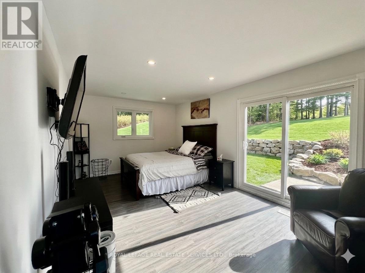 19772 Airport Road, Caledon, Ontario  L7K 0A3 - Photo 5 - W12922180