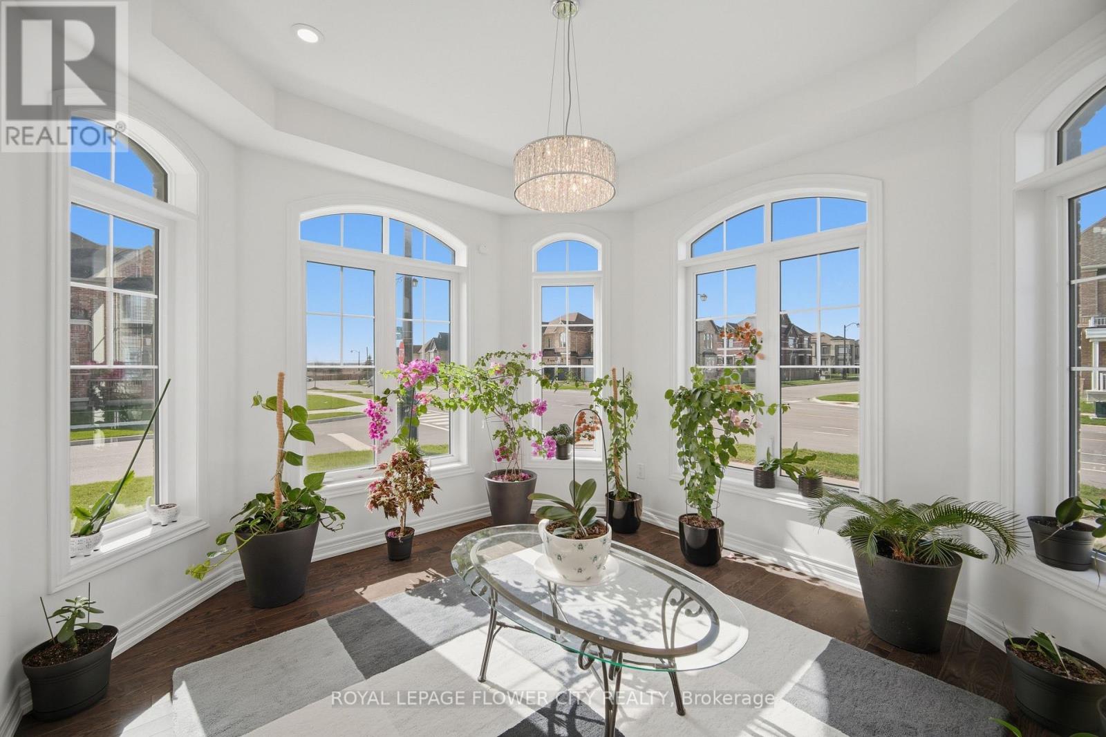 572 Mactier Drive, Vaughan, Ontario  L4H 4T9 - Photo 8 - N13049942