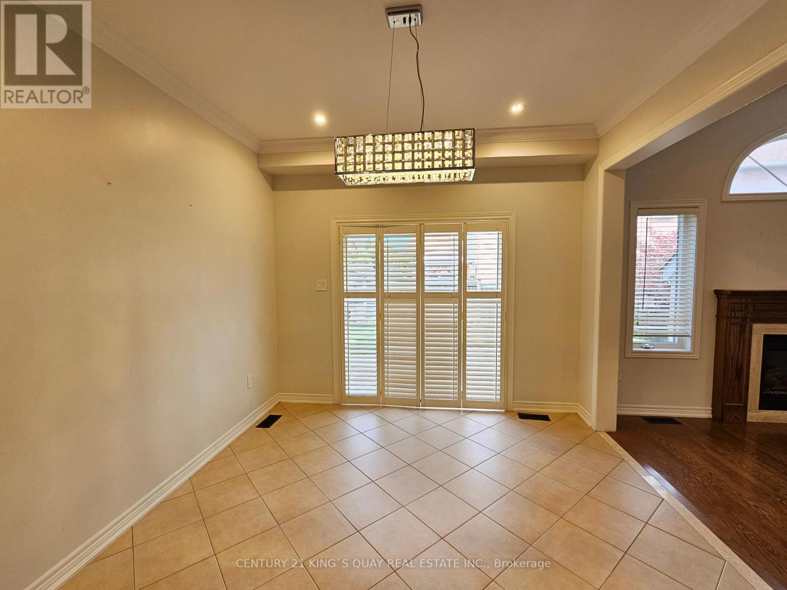 118 Sand Valley Street, Vaughan (Patterson), Ontario  L6A 0S1 - Photo 12 - N13050012