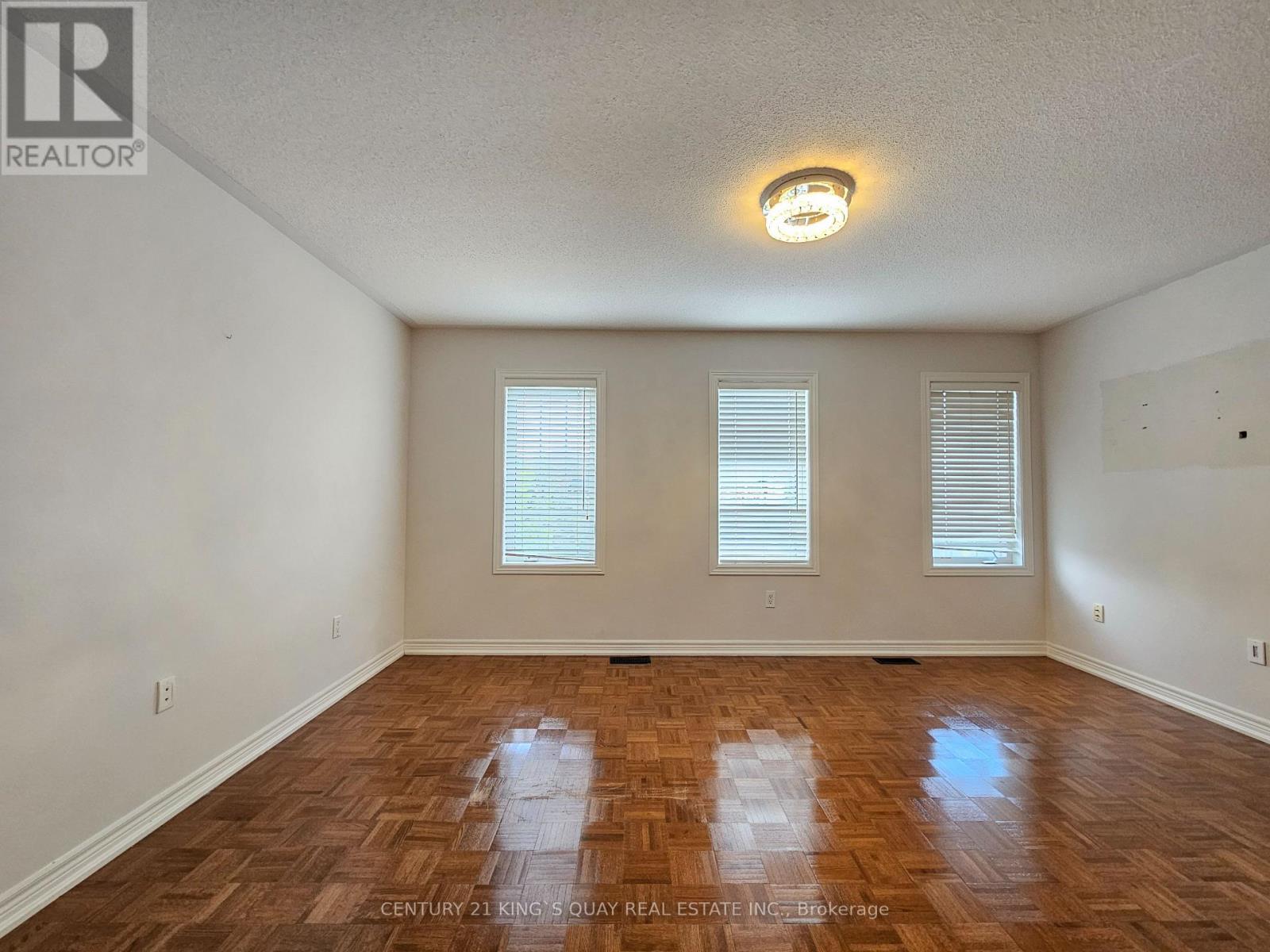 118 Sand Valley Street, Vaughan (Patterson), Ontario  L6A 0S1 - Photo 19 - N13050012