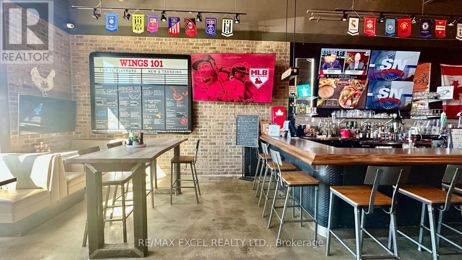 A10 - 650 Wellington Street E, Aurora, Ontario  L4G 0K3 - Photo 2 - N13050110