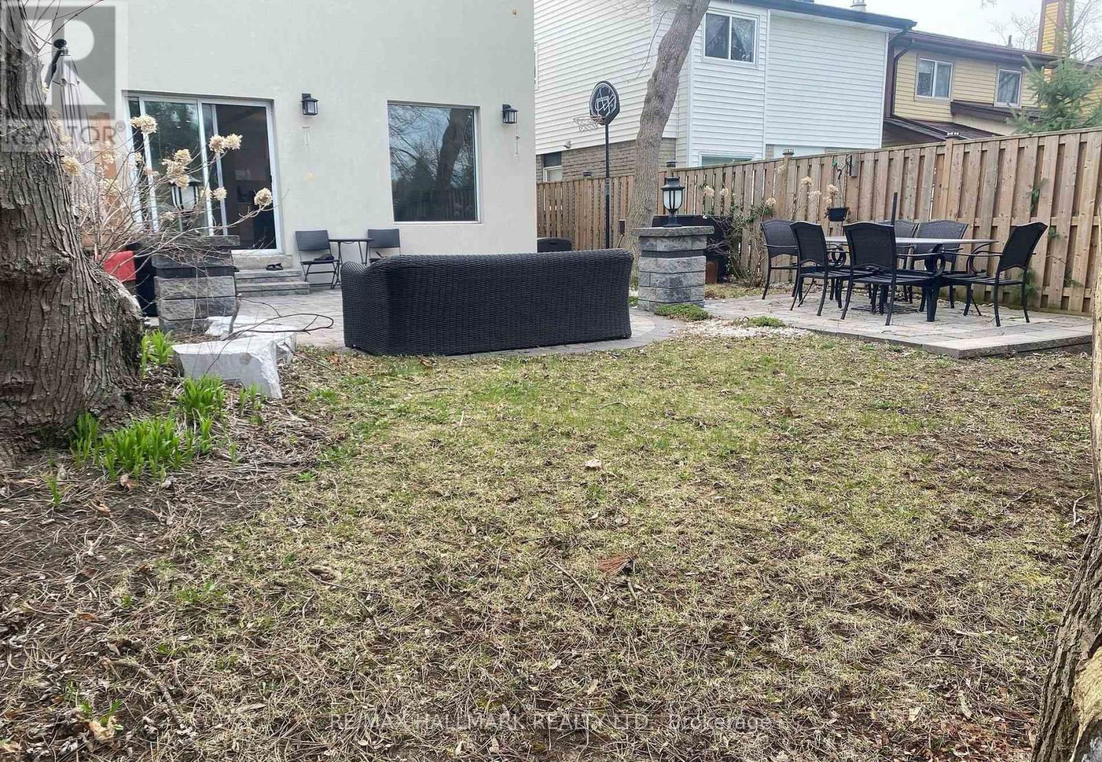 8 Kings College Road, Markham (Aileen-Willowbrook), Ontario  L3T 5J6 - Photo 13 - N13050136