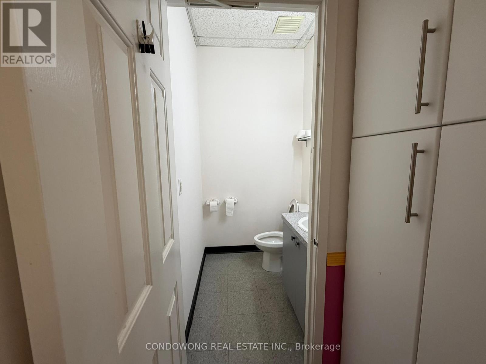 209 - 328 Highway 7 E, Richmond Hill (Doncrest), Ontario  L4B 3P7 - Photo 16 - N13050172