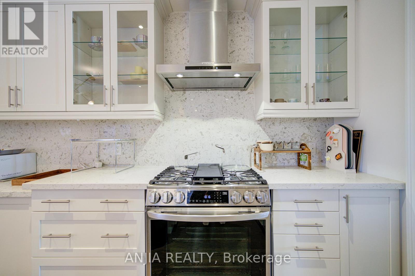 5158 16th Avenue, Markham, Ontario  L6C 2H1 - Photo 16 - N13050190