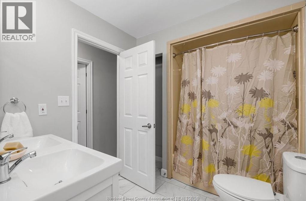 3233 Aurora Drive, Windsor, Ontario  N8R 1Y9 - Photo 14 - 26009226