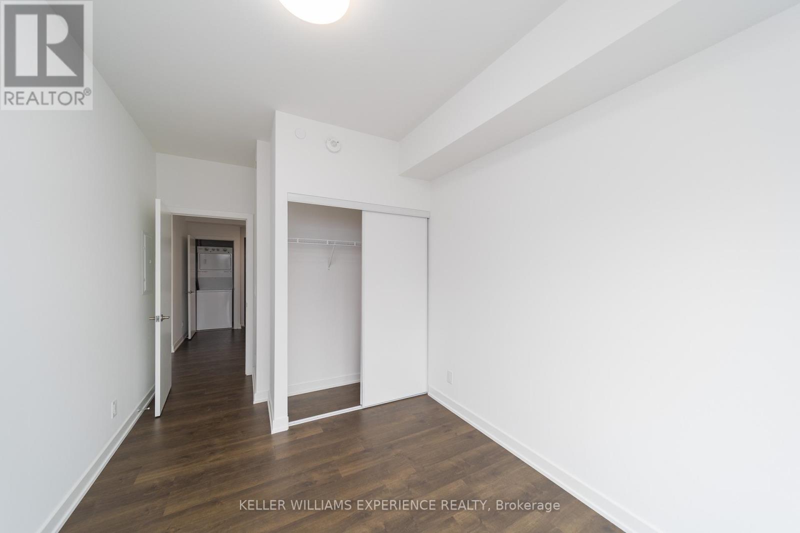 205 - 56 Lakeside Terrace, Barrie (Little Lake), Ontario  L4M 0L4 - Photo 12 - S13050028