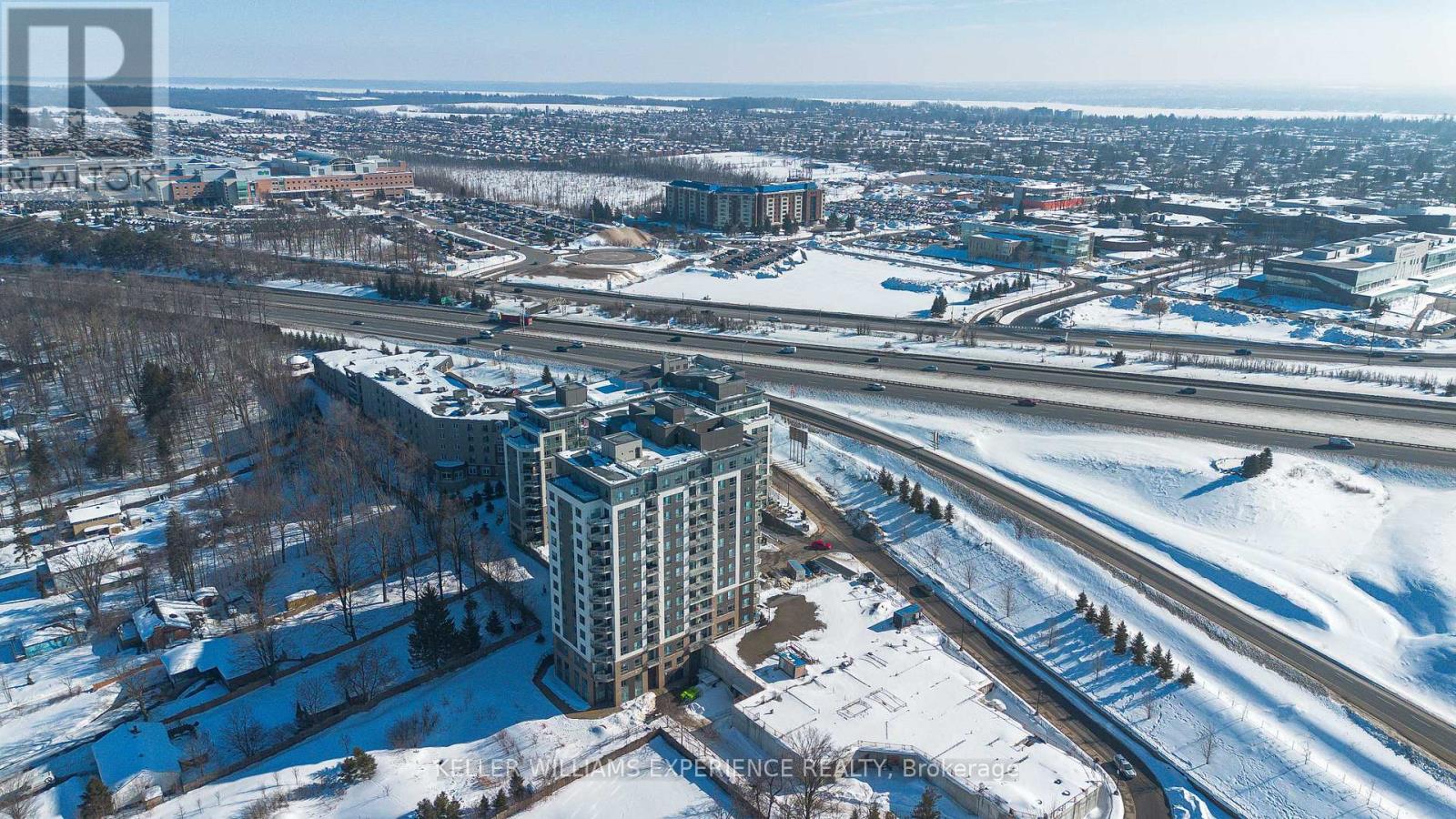 205 - 56 Lakeside Terrace, Barrie (Little Lake), Ontario  L4M 0L4 - Photo 27 - S13050028