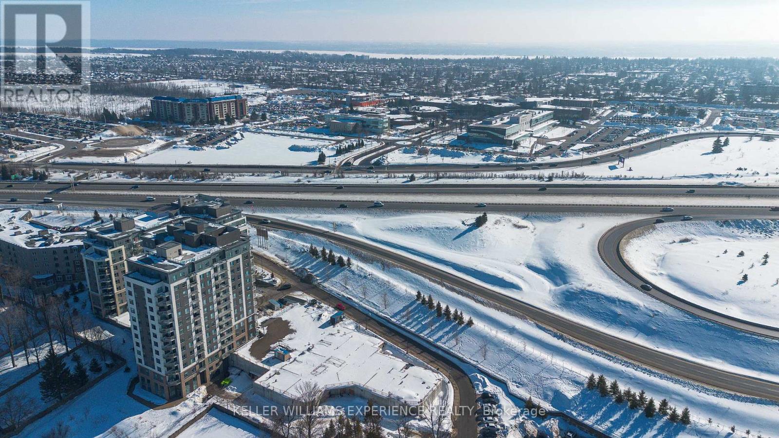 205 - 56 Lakeside Terrace, Barrie (Little Lake), Ontario  L4M 0L4 - Photo 28 - S13050028