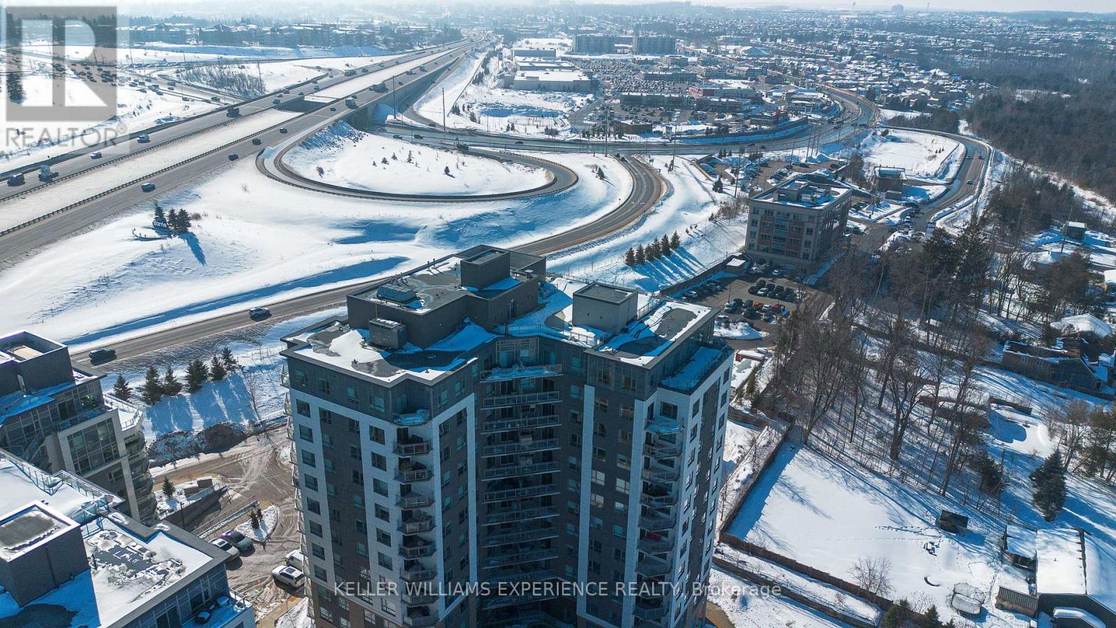 205 - 56 Lakeside Terrace, Barrie (Little Lake), Ontario  L4M 0L4 - Photo 32 - S13050028