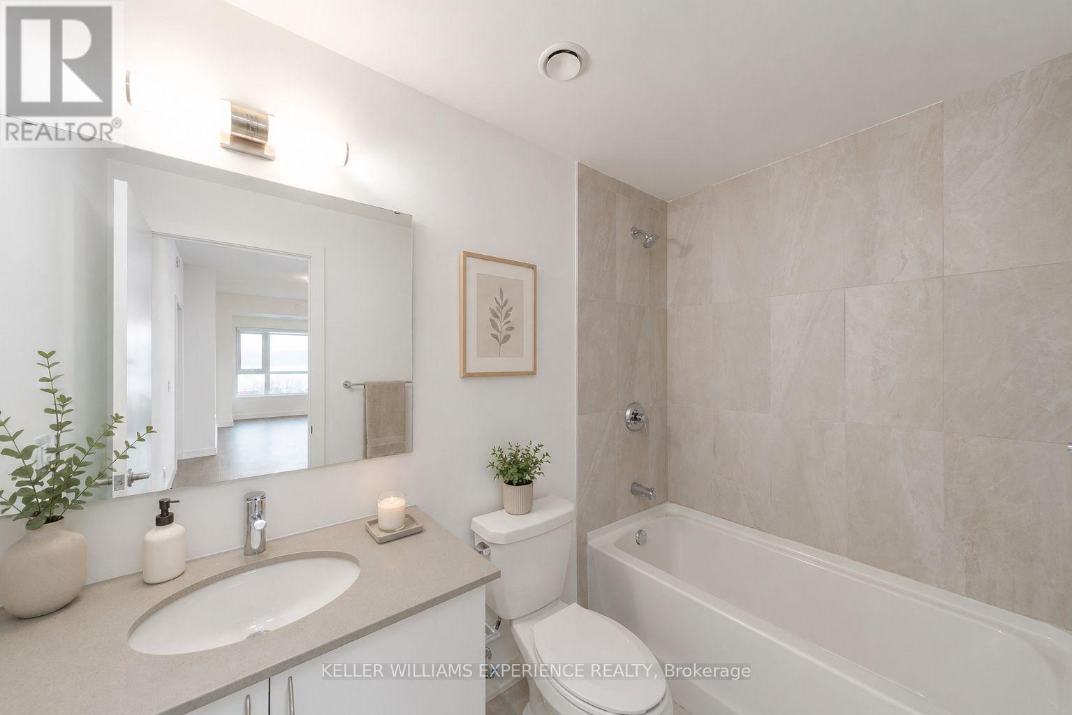 205 - 56 Lakeside Terrace, Barrie (Little Lake), Ontario  L4M 0L4 - Photo 8 - S13050028