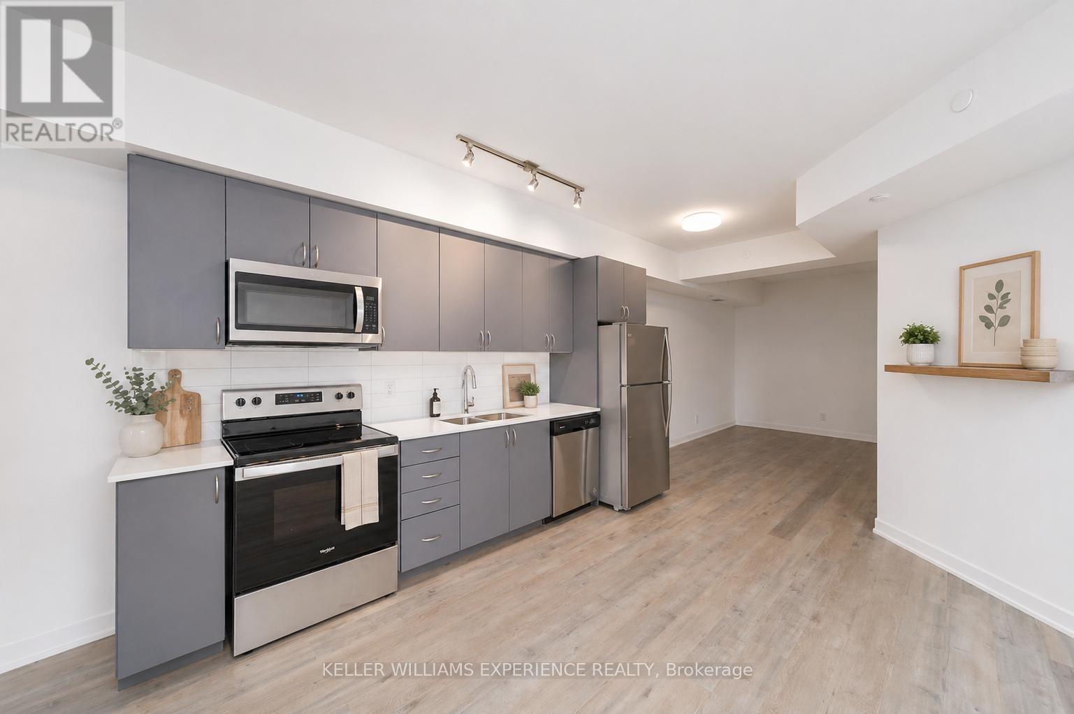 508 - 56 Lakeside Terrace, Barrie (Little Lake), Ontario  L4M 0L4 - Photo 5 - S13050034