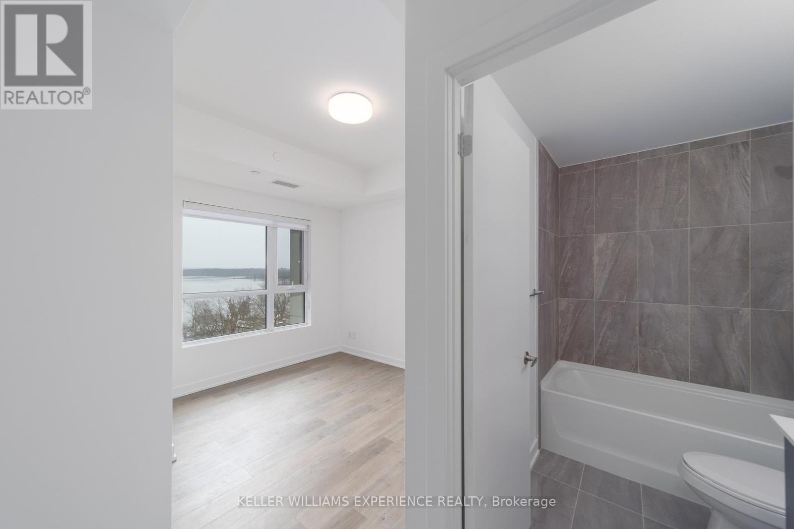 508 - 56 Lakeside Terrace, Barrie (Little Lake), Ontario  L4M 0L4 - Photo 7 - S13050034