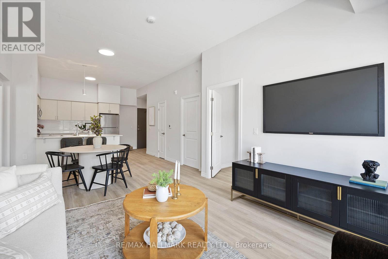 106 - 70 Dean Avenue, Barrie (Painswick South), Ontario  L4N 0C2 - Photo 14 - S13050046