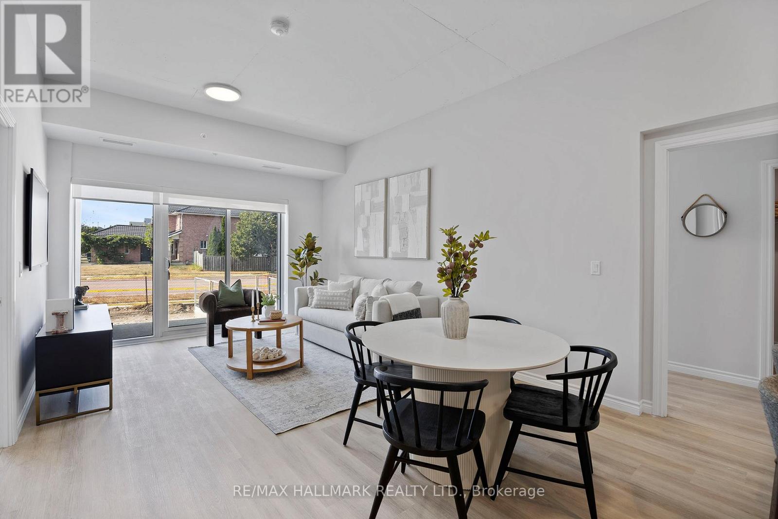 106 - 70 Dean Avenue, Barrie (Painswick South), Ontario  L4N 0C2 - Photo 7 - S13050046