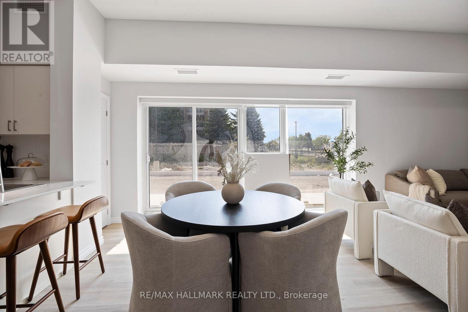 213 - 70 Dean Avenue, Barrie (Painswick South), Ontario  L4N 0C2 - Photo 12 - S13050056