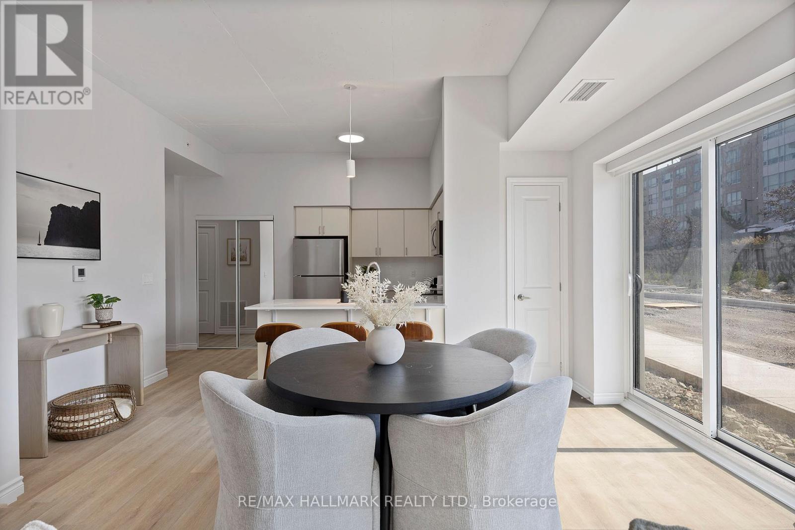 213 - 70 Dean Avenue, Barrie (Painswick South), Ontario  L4N 0C2 - Photo 14 - S13050056