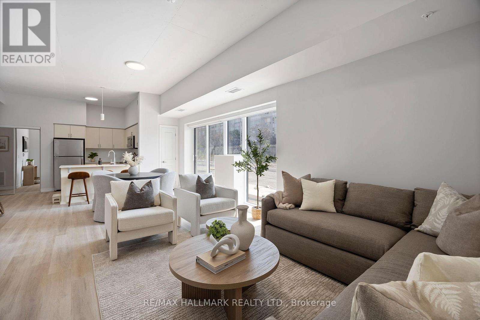 213 - 70 Dean Avenue, Barrie (Painswick South), Ontario  L4N 0C2 - Photo 18 - S13050056