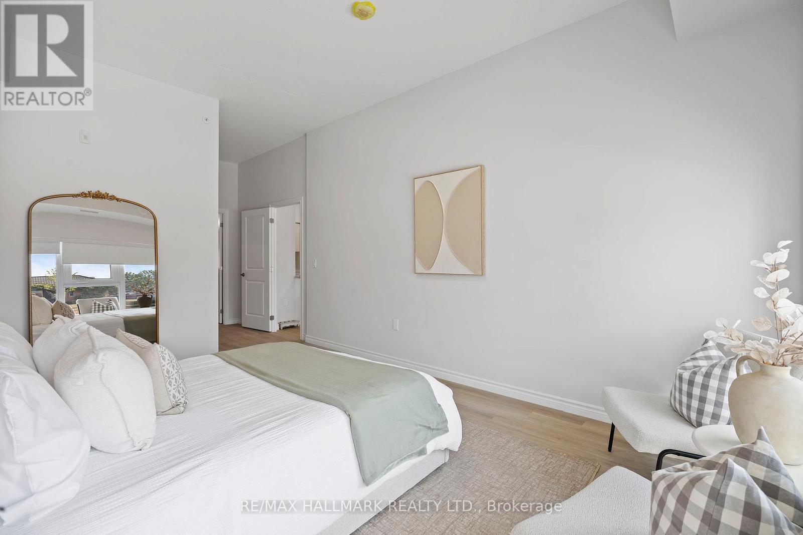 215 - 70 Dean Avenue, Barrie (Painswick South), Ontario  L4N 0C2 - Photo 26 - S13050058