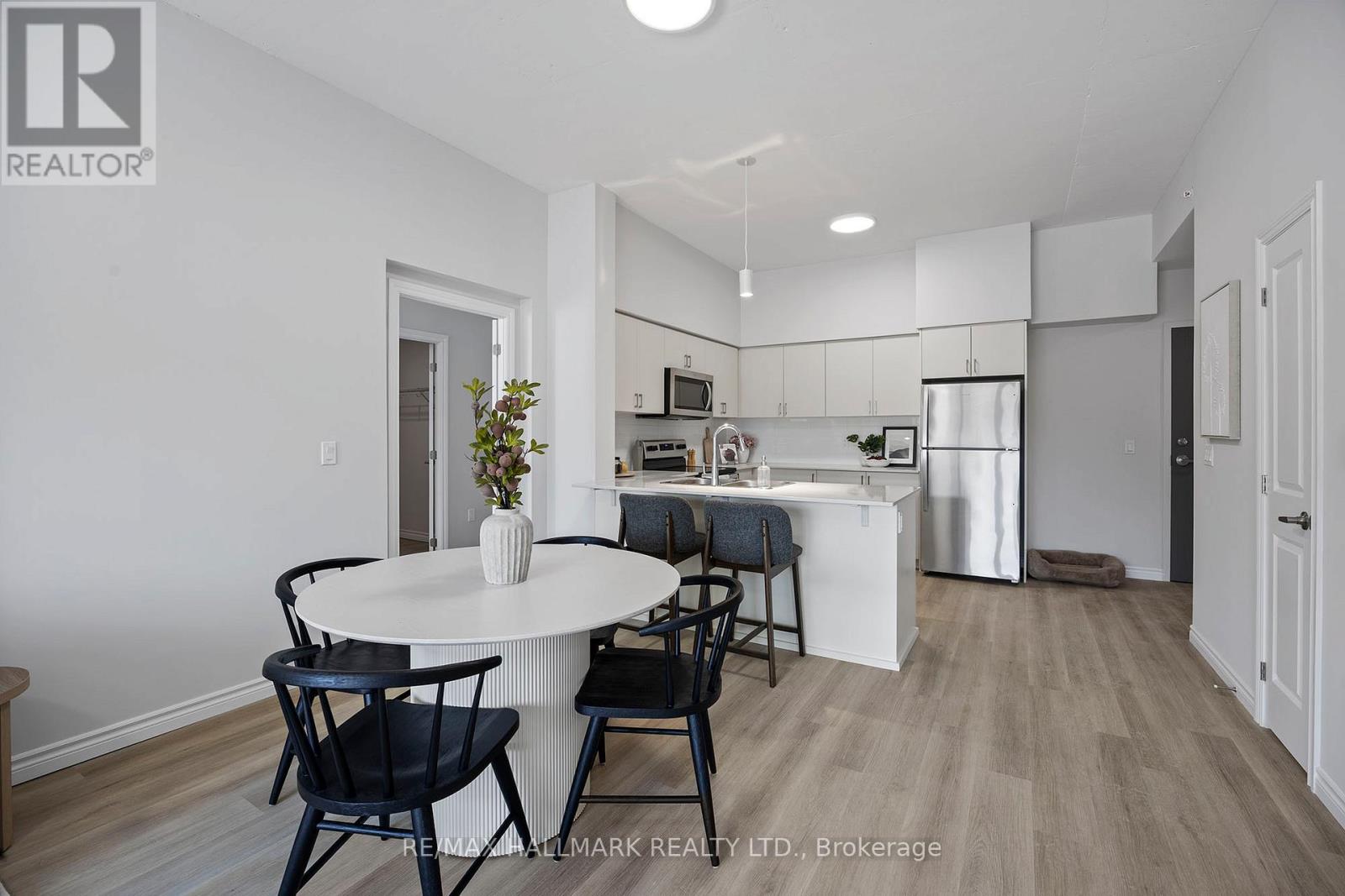 226 - 70 Dean Avenue, Barrie (Painswick South), Ontario  L4N 0C2 - Photo 16 - S13050076