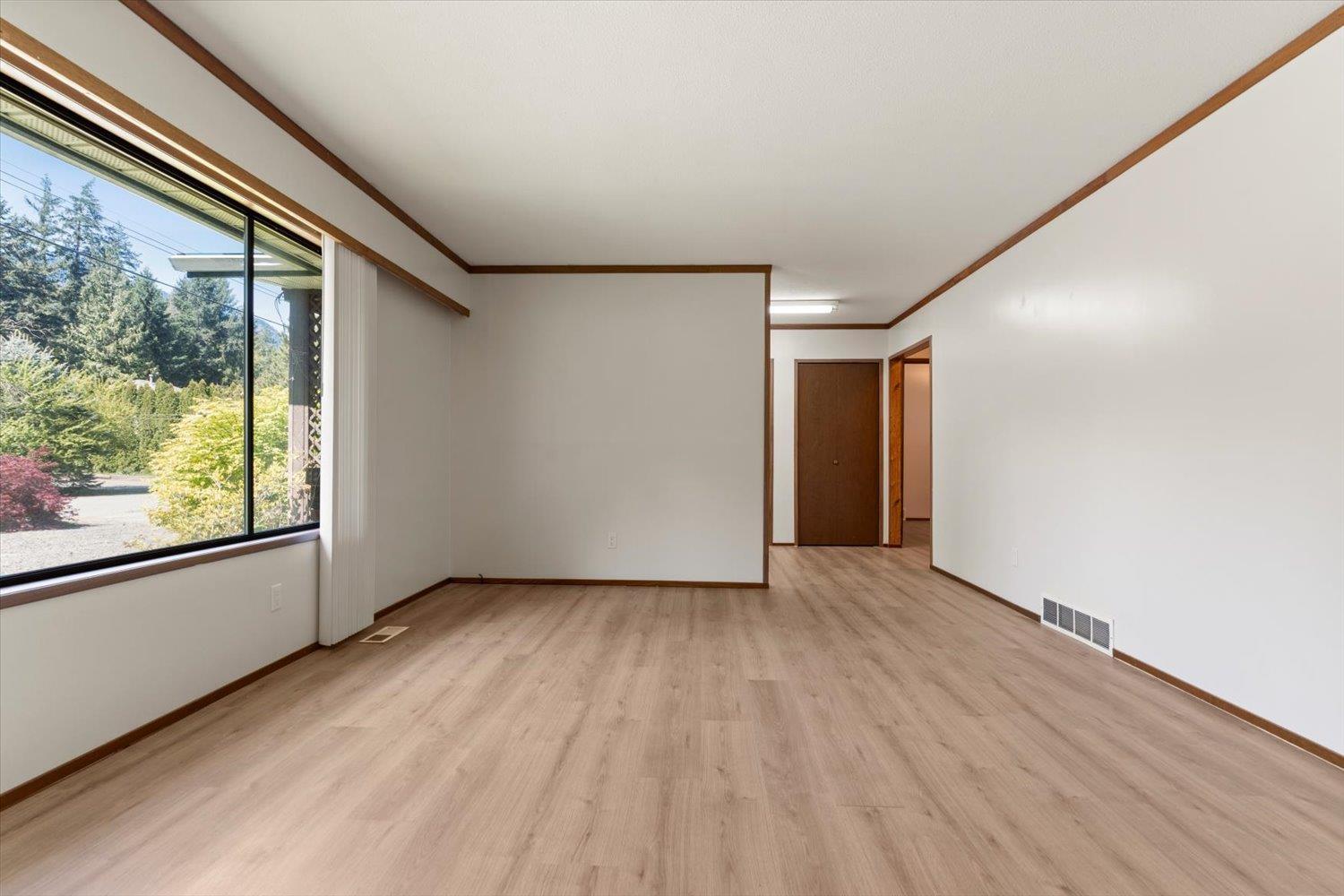 20984 Riverview Drive, Hope, Hope, British Columbia  V0X 1L1 - Photo 8 - R3114078